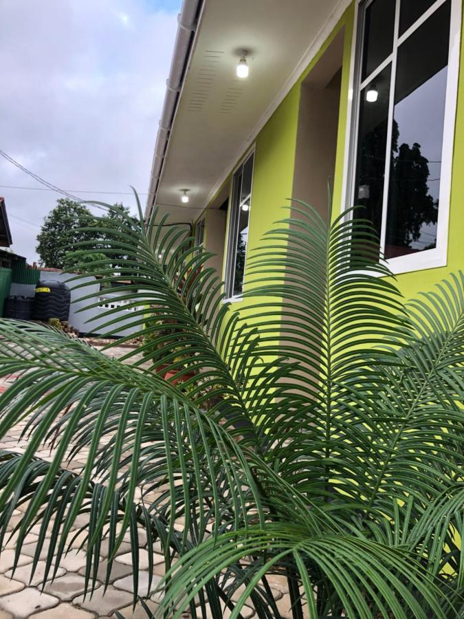Bed and Breakfast L&J Modern Backpackers Kinondoni Daressalam Exterior foto