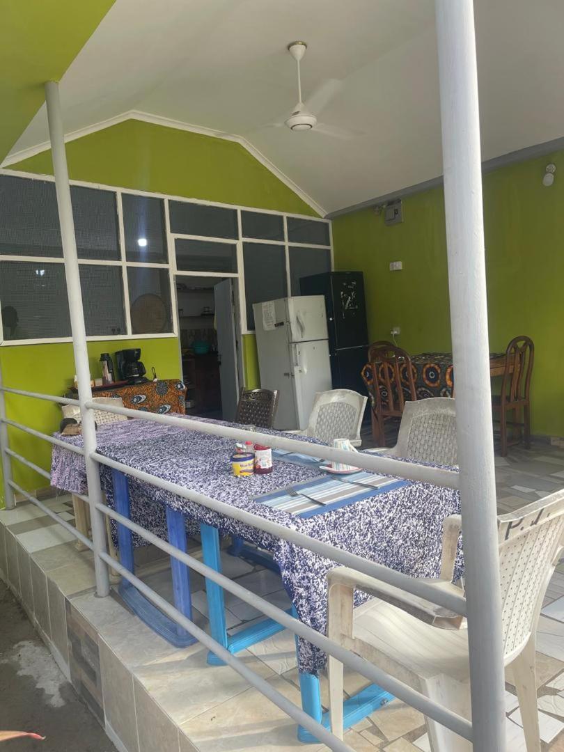 Bed and Breakfast L&J Modern Backpackers Kinondoni Daressalam Exterior foto