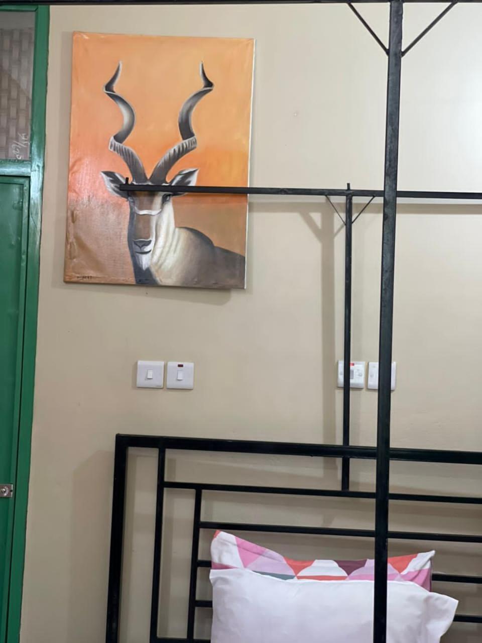 Bed and Breakfast L&J Modern Backpackers Kinondoni Daressalam Zimmer foto